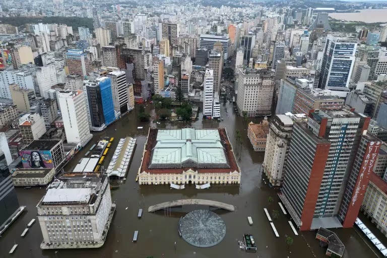 Inundaciones en Brasil | Expertos alertan por la posibilidad de nuevas precipitaciones catastróficas para las próximas semanas 8 WhatsApp Image 2024 05 16 at 07.35.32 - 7