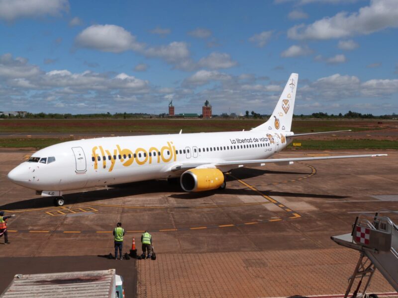 “Flybondi comenzó operando en Iguazú, pero hoy tiene más de 10 vuelos semanales a Posadas”, destacaron desde la empresa 6 WhatsApp Image 2024 05 31 at 11.15.59 1 1 - 5
