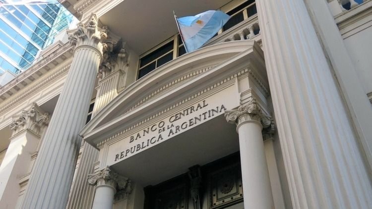 El Banco Central volvió a bajar 10 puntos la tasa y la dejó en 40 por ciento anual Banco central