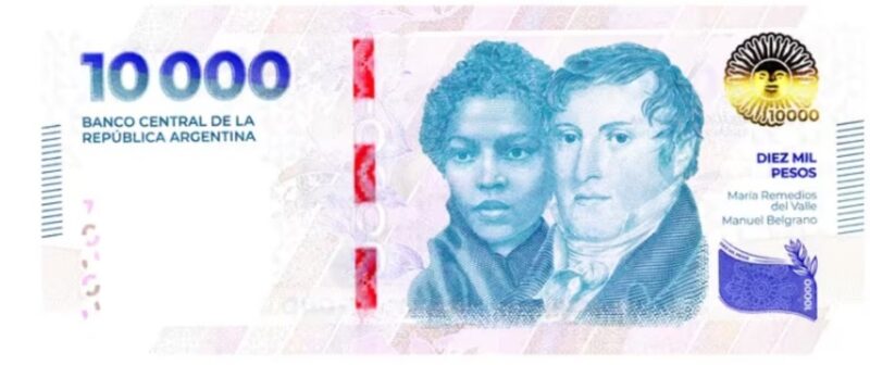 Banco Central puso en circulación los nuevos billetes de 10.000 pesos con la imagen de Manuel Belgrano billete 1 - 6
