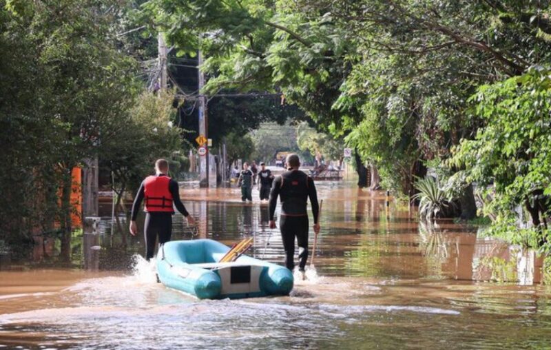 Brasil | Más de dos millones de damnificados por las fuertes lluvias y cientos de personas continúan desaparecidas 6 brasil 4 - 5