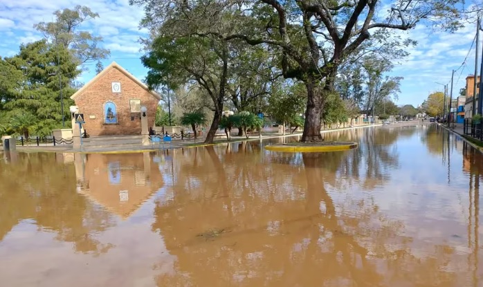 Entre Ríos | Más de 500 familias permanecen evacuadas en Concordia por la crecida del río Uruguay 7 concordia4 - 6
