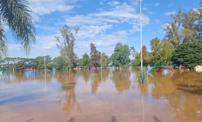 Entre Ríos | Más de 500 familias permanecen evacuadas en Concordia por la crecida del río Uruguay 3 concordia5 - 2