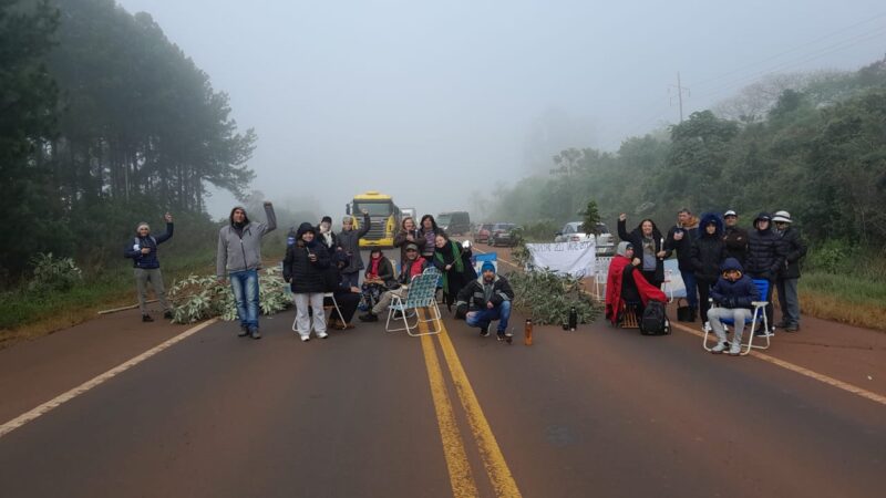 ¡Gracias, docentes! 8 corte de ruta de docentes en el km 13 de la RN 14 Obera - 7