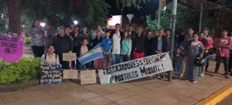“Abonar a la unidad para construir la fuerza que nos permita vencer” sostiene el FTEL al convocar a una semana de huelga sin presencia 23 docentes 11 - 22