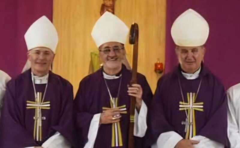 Cuaresma: llamado del obispo Martínez a la conversión y la caridad 3 obispos - 2