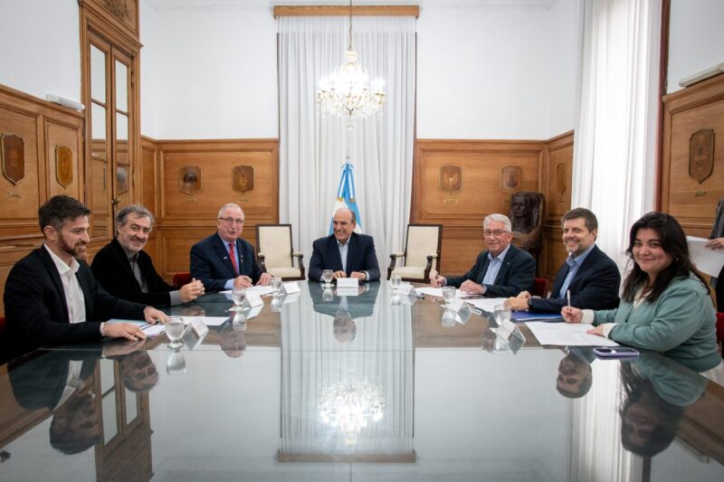 FIRMA DE CONVENIOS 2 1536x1024 1 - 2