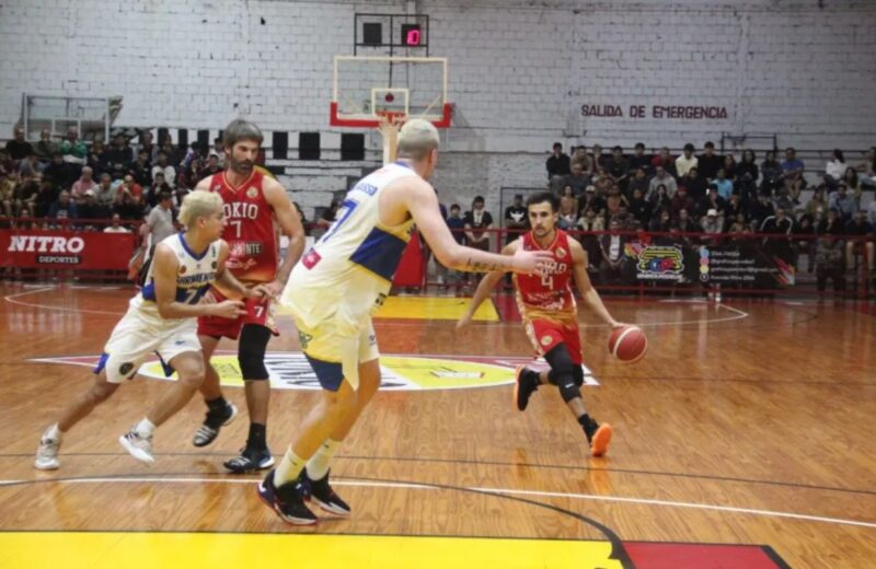 Básquet | Tokio derrotó a Sarmiento de Formosa y pasó a la semifinal de la Liga Federal Tokio - 3