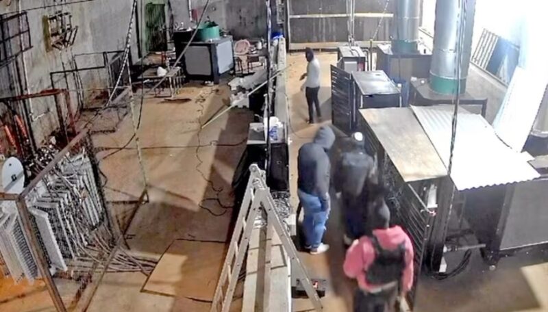 Paraguay | Robaron 150 máquinas de criptomonedas de una granja clandestina en Minga Guazú criptomonedas - 8