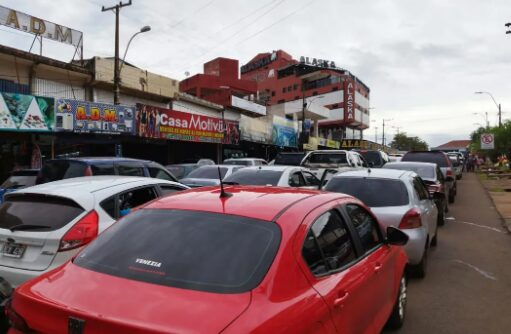 Encarnación | Desde la gobernación de Itapúa buscan reducir las filas en el sector fronterizo 4 filas - 3