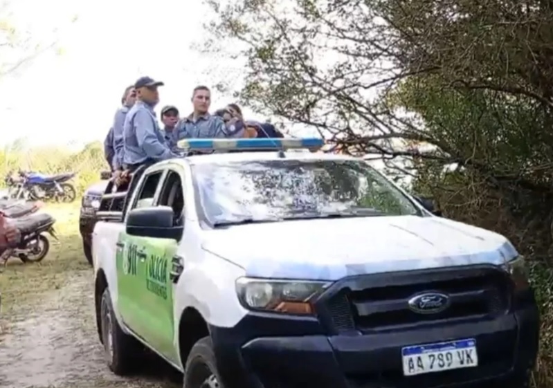 Corrientes | Desaparición enigmática de un niño de 5 años, lo buscan policías, bomberos y todo el pueblo 8 policia - 7