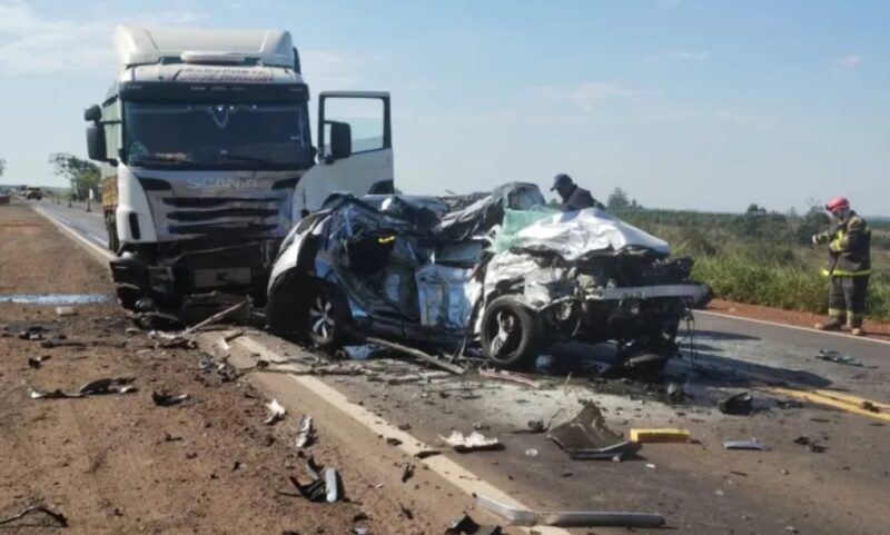 Un choque frontal sobre ruta 14 dejó dos víctimas fatales cerca de Santo Tomé santo tome - 4