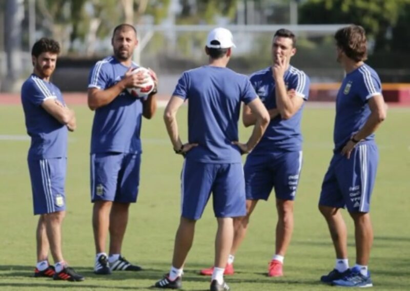 Copa América | Lionel Scaloni confirmó la lista de convocados en la selección argentina scaloni 1 - 2