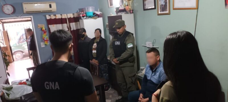 El sargento de policía imputado en el femicidio de Mirta Rosa fue detenido por prostituir a una menor en su casa del barrio A4 WhatsApp Image 2024 06 30 at 11.15.00 1 1024x461 1 - 3