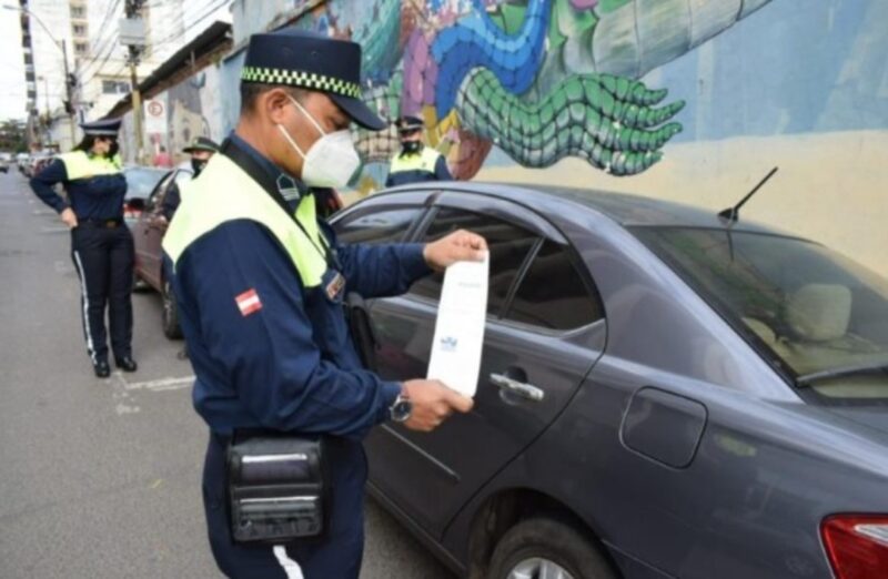 Asunción | Denuncian irregularidades en el Sistema de Estacionamiento Medido, que pertenece a la misma empresa que opera en Posadas estacionamiento 1 - 7