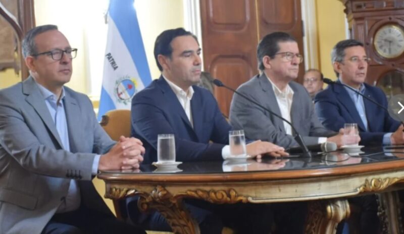 Caso Loan | “Es inadmisible la miseria política de algunos que buscan desestabilizar al gobierno con acusaciones infundadas”, sostuvo Valdés 5 valdess - 4