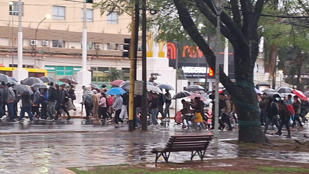 Posadas | Marcharon en reclamo por “Pan, Paz, Techo y Trabajo” en el marco del día de San Cayetano 5 marcha 4 - 4