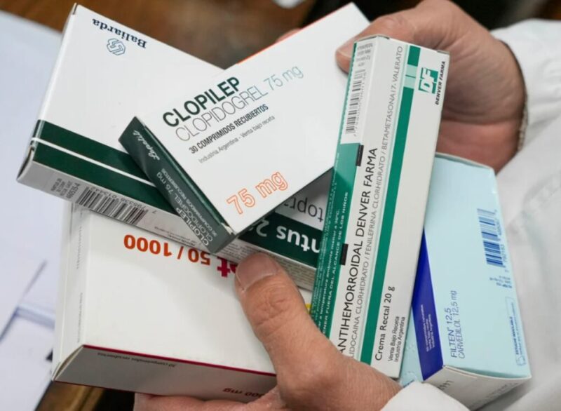 PAMI | Se garantiza la continuidad del programa de medicamentos “Somos los que ponemos la cara frente a la abuelita y le tenemos que decir que no”, graficó Ilchuck sobre el impacto de la mora del PAMI.