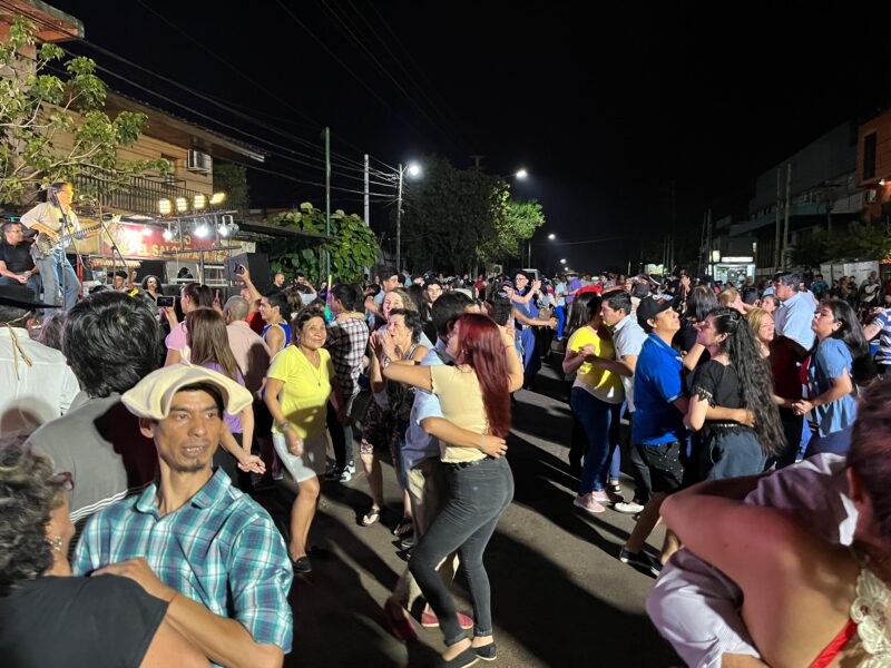 Posadas celebró el Día Nacional del Chamamé con música y danza 8 chamamee 10 - 7