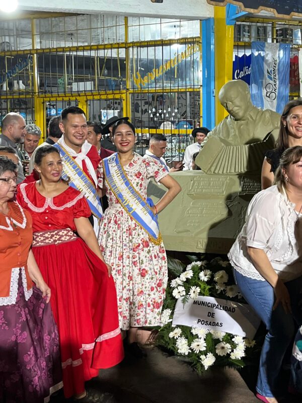 Posadas celebró el Día Nacional del Chamamé con música y danza 32 chamamee 5 - 31