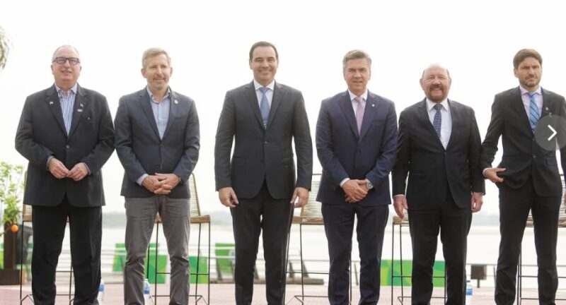 Liga del Litoral | Gobernadores reunidos en Bella Vista pidieron discutir un verdadero “País Federal” gobernadores - 11