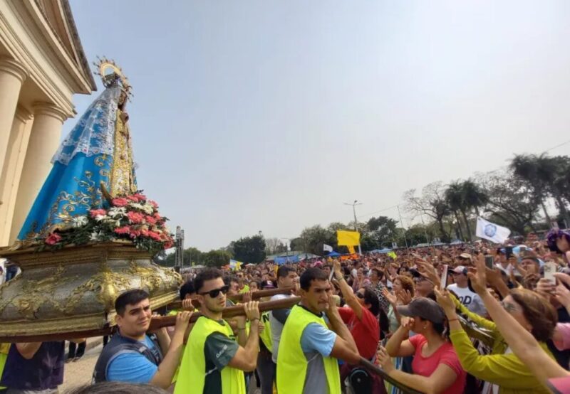 Religiosidad | Los jóvenes del Nordeste pidieron a la Virgen de Itatí por la aparición de Loan itatii - 8