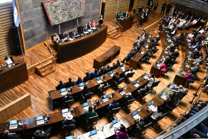 Los misioneros eligen hoy a 20 nuevos integrantes de la Legislatura de Misiones con su voto