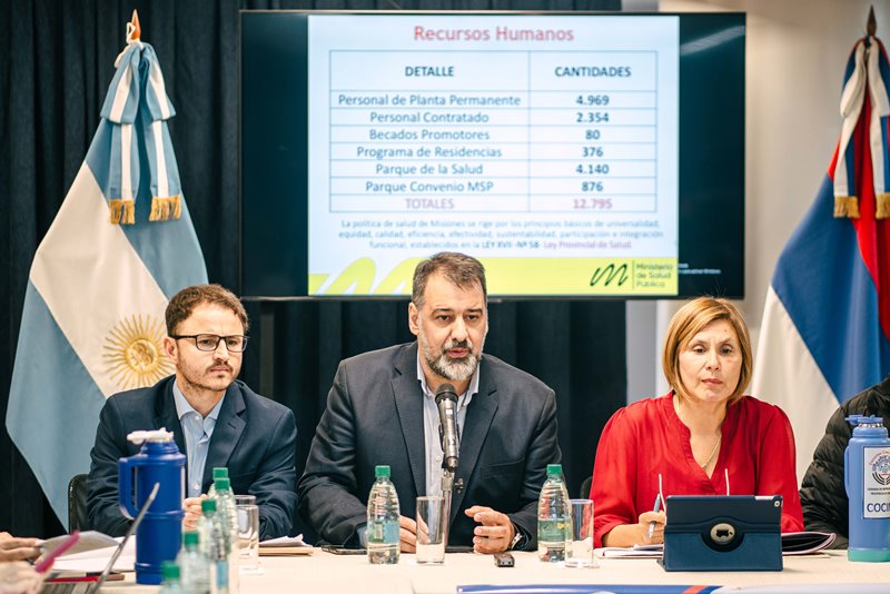 Presupuesto 2025 | González manejará más de de $213 mil millones ministro de salud publica hector gonzales en la Legislatura 3 - 1