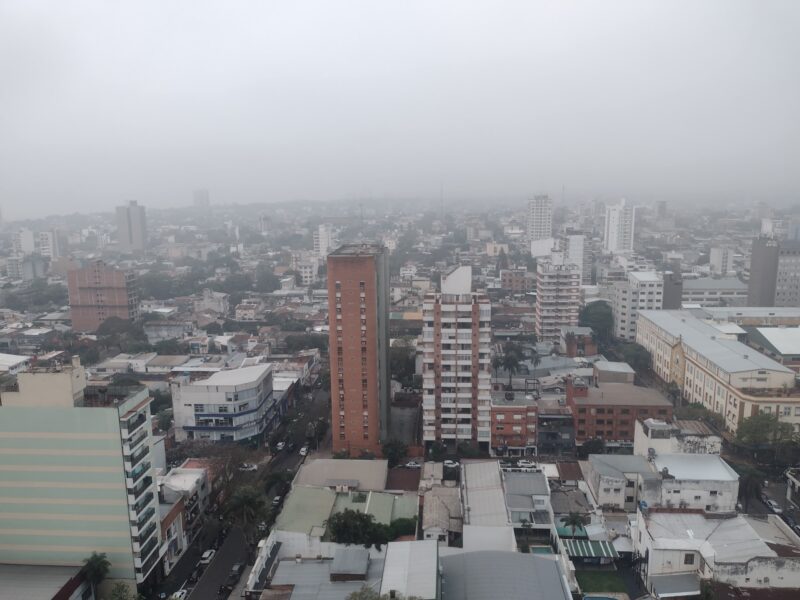 ¡No se ve nada! | Posadas amaneció cubierta de humo 9 posadas humo 1 - 8
