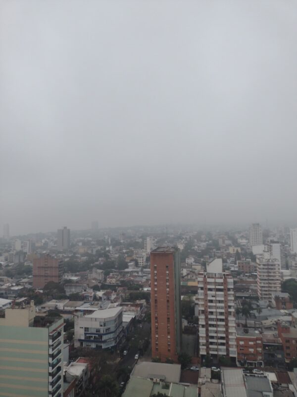 ¡No se ve nada! | Posadas amaneció cubierta de humo 13 posadas humo 3 - 12