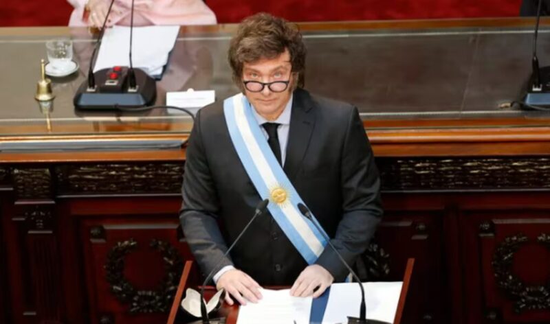 Presupuesto 2025 | El presidente Javier Milei analiza ir al Congreso a presentar el proyecto para el año próximo presupuesto 1 - 5