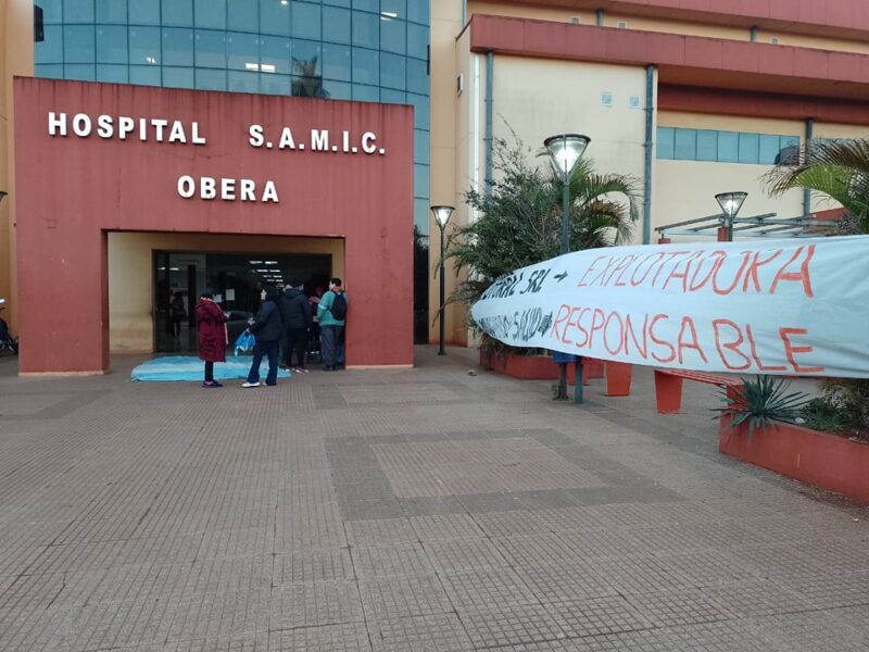 Contrataciones directas | La firma que despidió al 25% de sus empleados luego de recibir millones, estaría vinculada a Herrera Ahuad 4 reclamo de empleados despedidos por Servicios del Litoral SRL la empresa de Ramon Fonseca y ligada a Herrera Ahuad en el SAMIC de Obera - 3
