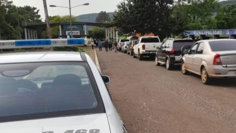 Argentina-Brasil | Fue rehabilitado el paso fronterizo de Puerto Panambí Habilitan el paso fronterizo de puerto Panambi tras descenso del Rio Uruguay 2 813x458 2 - 9