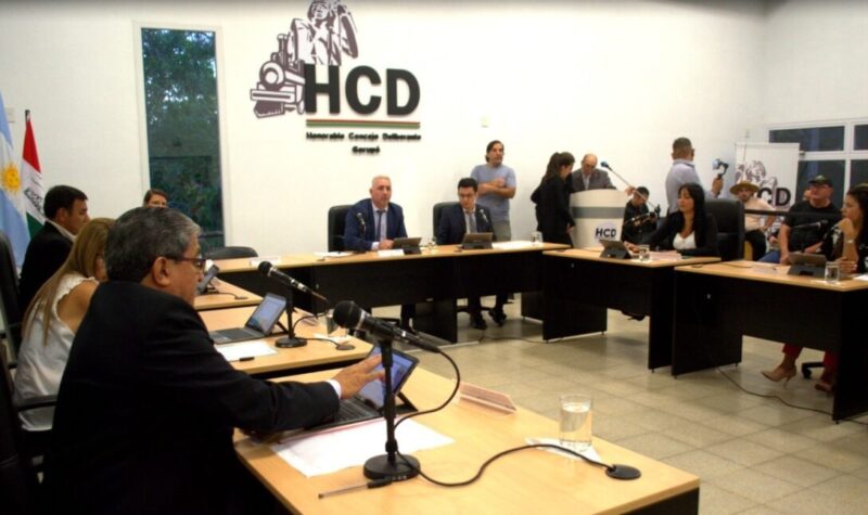 Escándalo en el Concejo Deliberante de Garupá | Concejales se autoaprobaron un aumento salarial y nuevos cargos Garupá