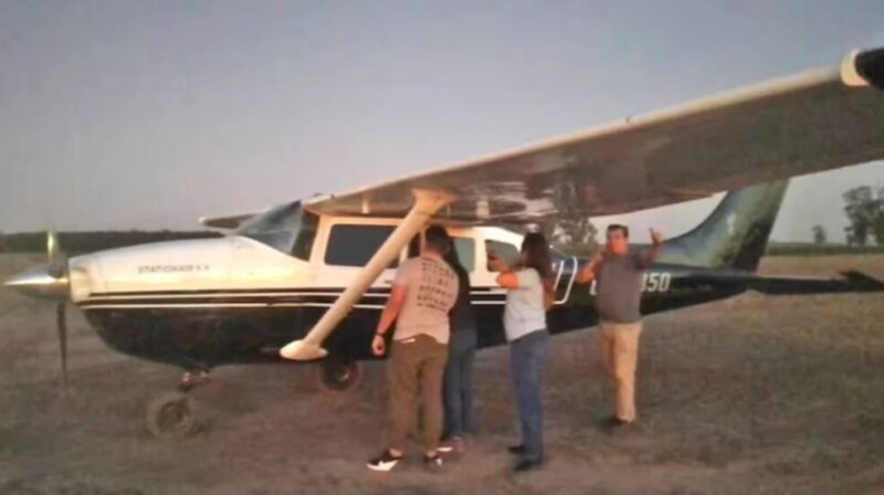 Santa Fe | Interceptaron una avioneta con 475 kilos de cocaína y hay un detenido avioneta 1 - 2