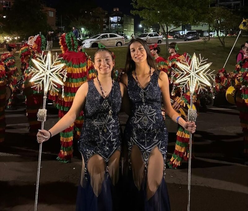 Estudiantina 2024 | Con los shows de scolas en el Anfiteatro finalizó la fiesta de los estudiantes posadeños 17 estudiantina 13 1 - 16