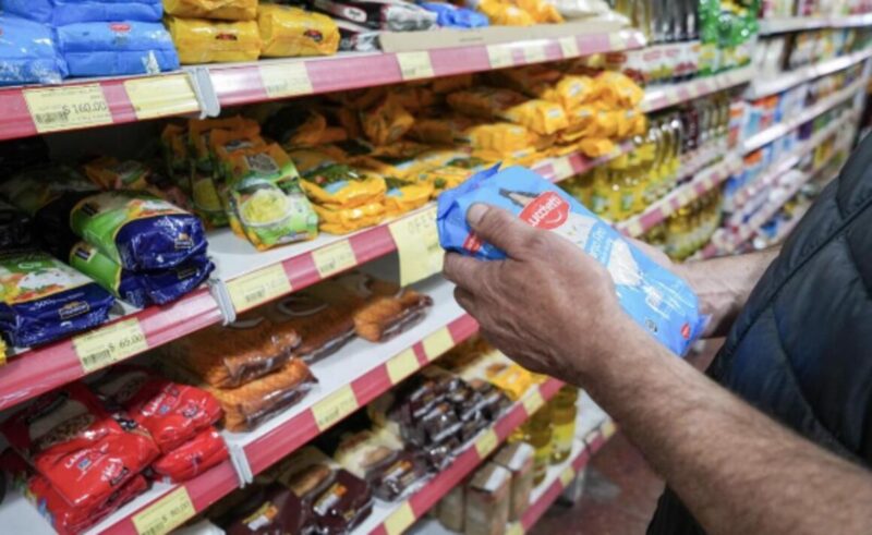 Golpe al Bolsillo | Las consultoras estiman una inflación de 3,5 % en septiembre Las consultoras detectaron una aceleración en los alimentos no estacionales, con subas en carnes, panificados y lácteos.