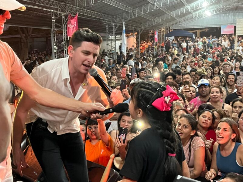 Día de la Madre | Multitudinario festival de Chamameceros Sangre Nueva y Radio Up para celebrar a mamá 31 madre 15 - 30