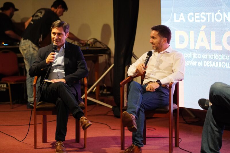 Aniversario Radio Up | Un año de compromiso con el diálogo 46 Aniversario Radio Up 5 - 45
