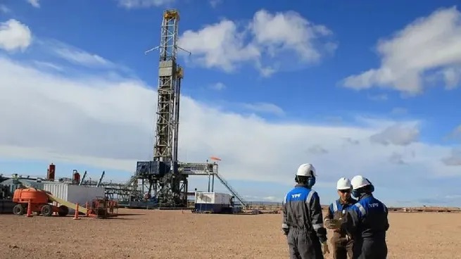 La producción de petróleo tuvo en septiembre su mayor expansión en casi tres años petróleo