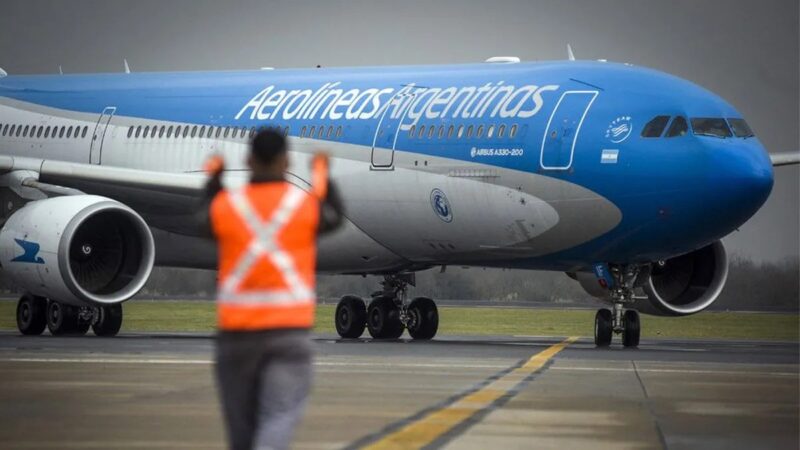 Susto en el aire | Un avión de Aerolíneas Argentinas con destino a Posadas debió retornar de emergencia a Aeroparque WhatsApp Image 2024 11 25 at 12.02.23 - 2