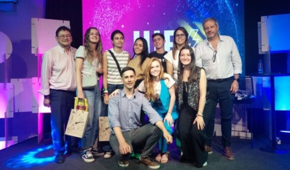 Corrientes | Estudiantes inventaron un kit que detecta drogas en bebidas alcohólicas 4 alumnos - 3