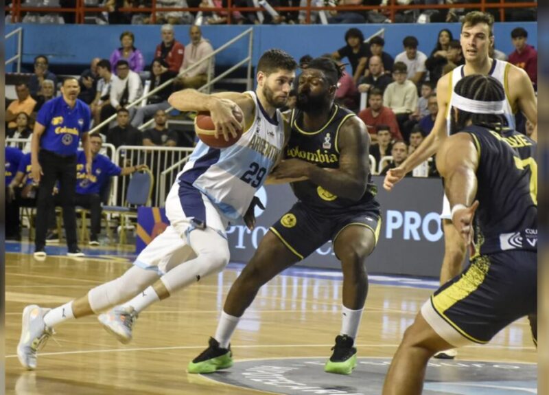 Básquet | La Selección Argentina consiguió una victoria amplia ante Colombia argentina 1 1 - 2