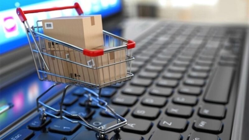 Cambios en las importaciones | Desde diciembre comprar indumentaria y tecnologia será más accesible importaciones2 1 - 4