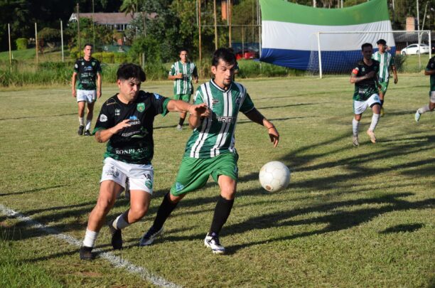 El Santo Posadeño sigue creciendo a pasos agigantados: San Francisco de Asís debutó en su propia cancha san - 1