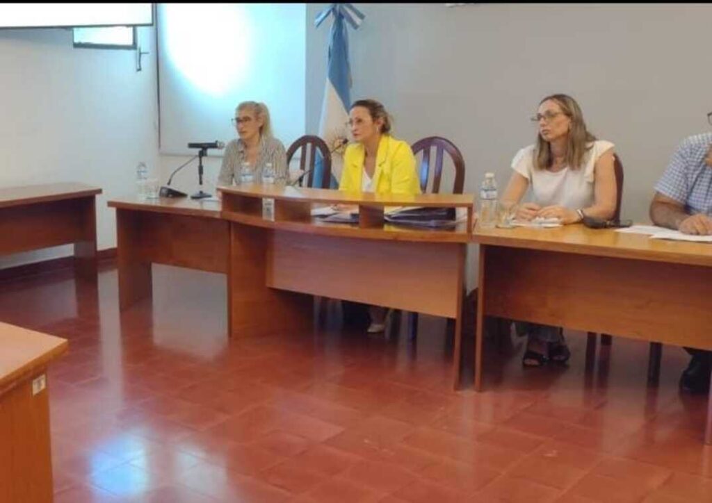Alem | En audiencia pública anunciaron la baja y eliminación de tasas municipales tasas alem 1 - 1