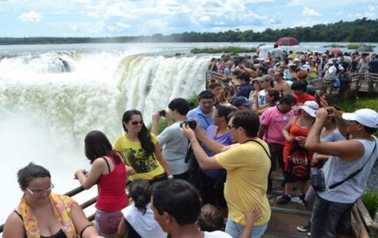 Misiones recibió gran afluencia de turistas durante el fin de semana turistas - 2