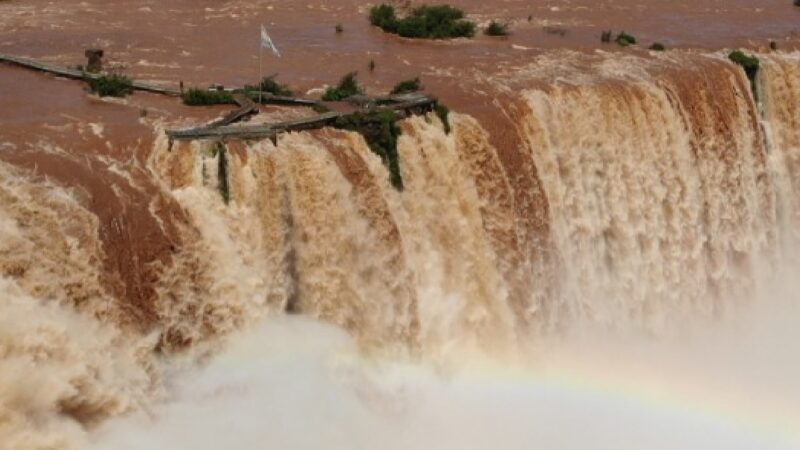 Las Cataratas, en alerta | El Río Iguazú podría superar los 10.000 metros por segundo iguazú