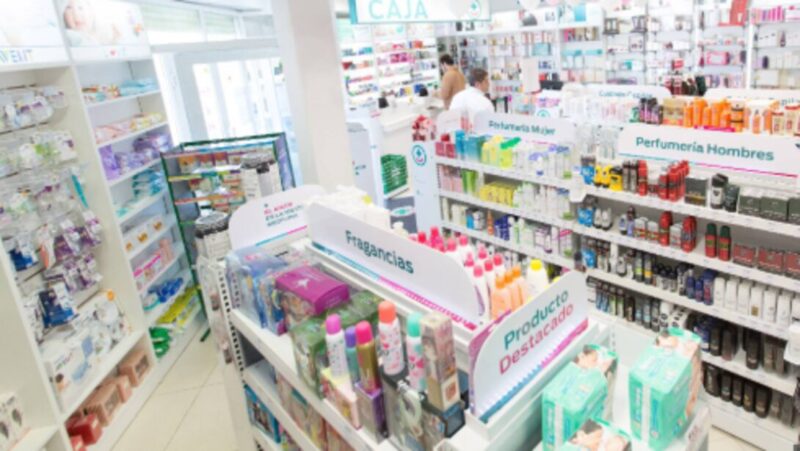 Consumo | “La gente compra lo indispensable en las farmacias” sostuvo Vania Ilchuk farmacias 1 - 5