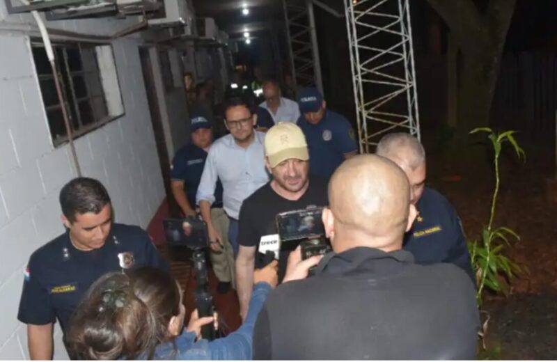 Detención de Kueider | El Senador fue imputado por contrabando tras no declarar millonario monto en dólares kueider 1 - 3